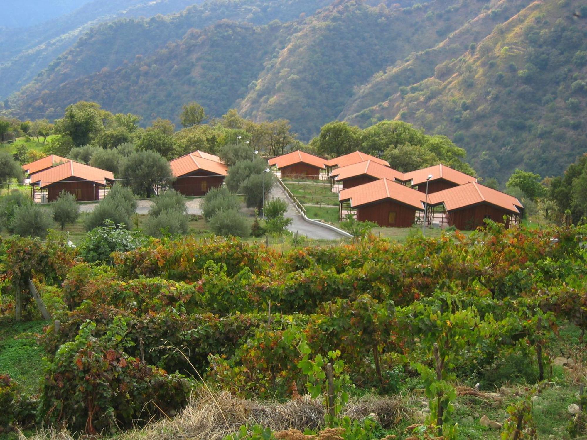 Agriturismo San Cataldo Motta Camastra Екстериор снимка